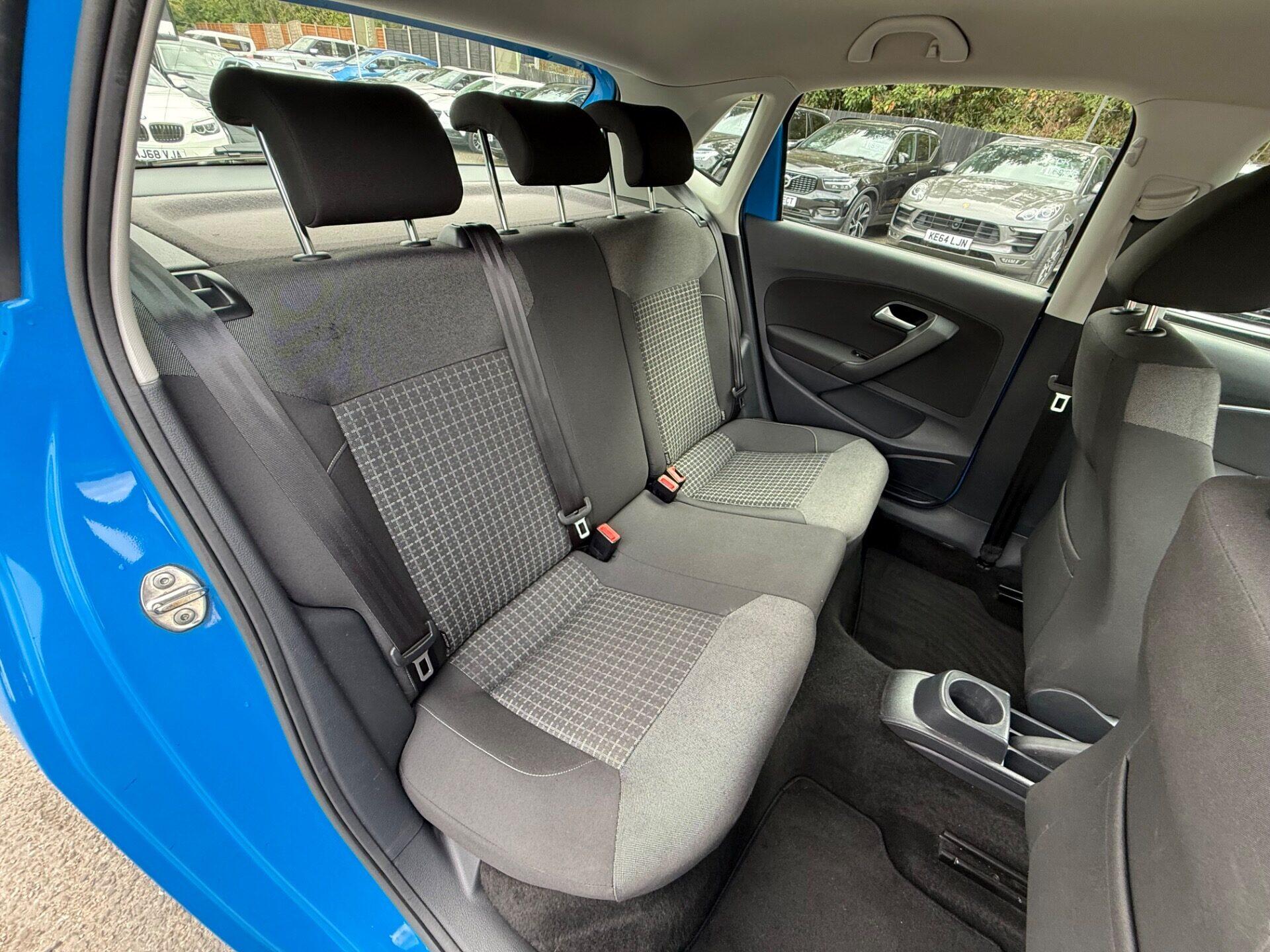 Volkswagen Polo view 17