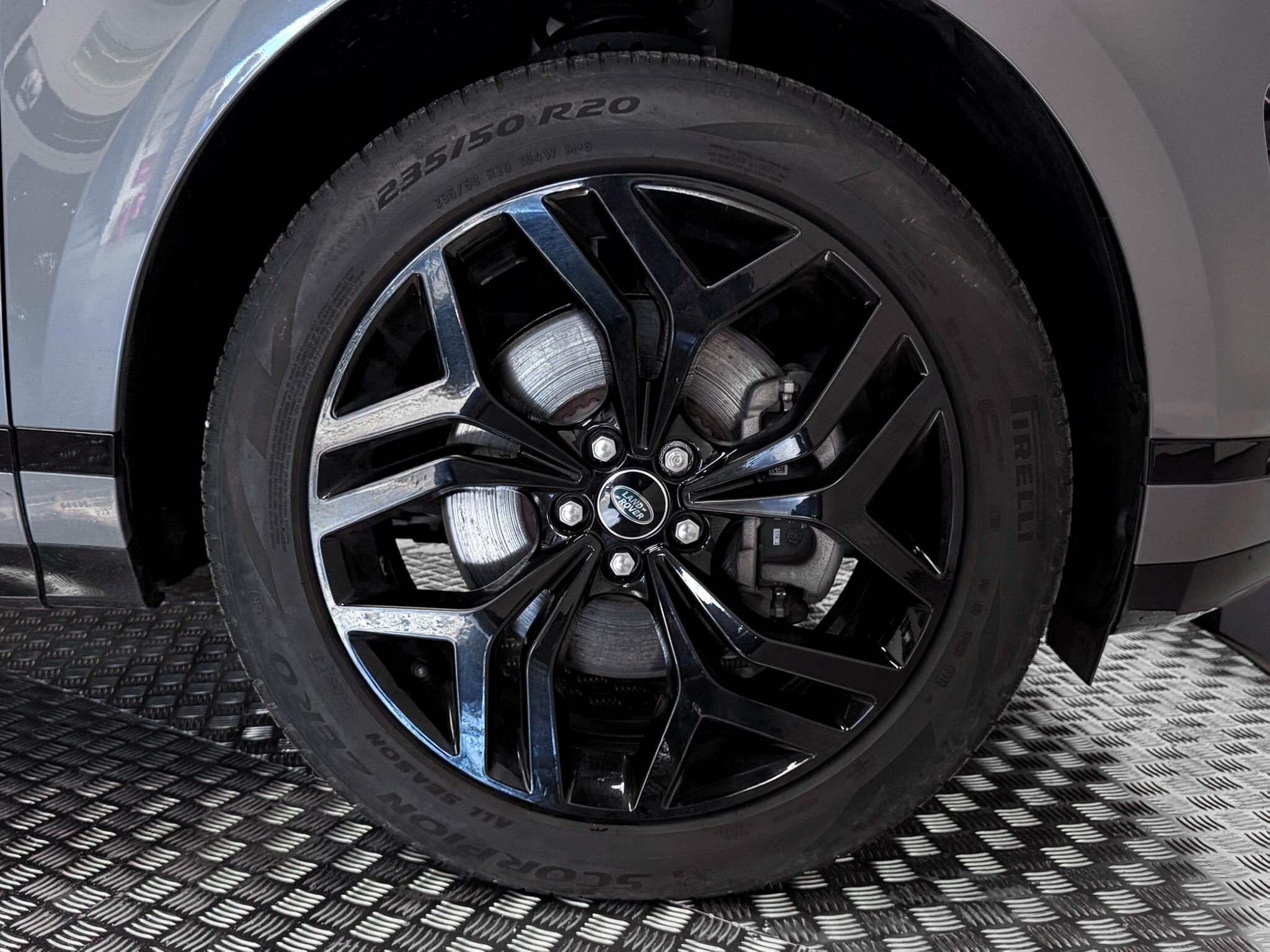 Land Rover Range Rover Evoque view 69