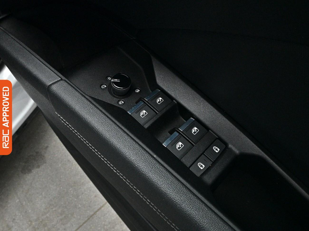 Audi Q4 E-Tron view 36
