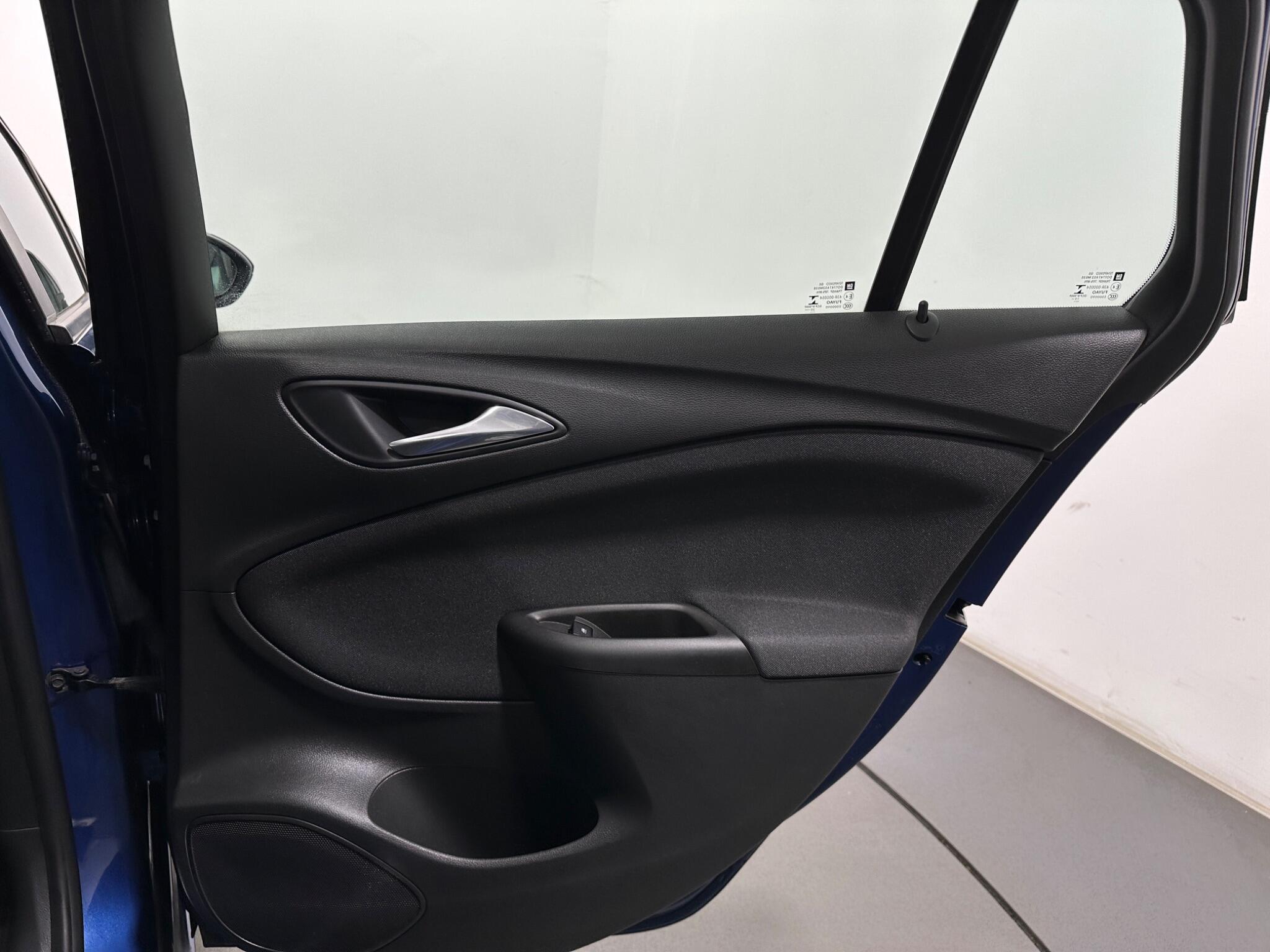 Vauxhall Astra view 41