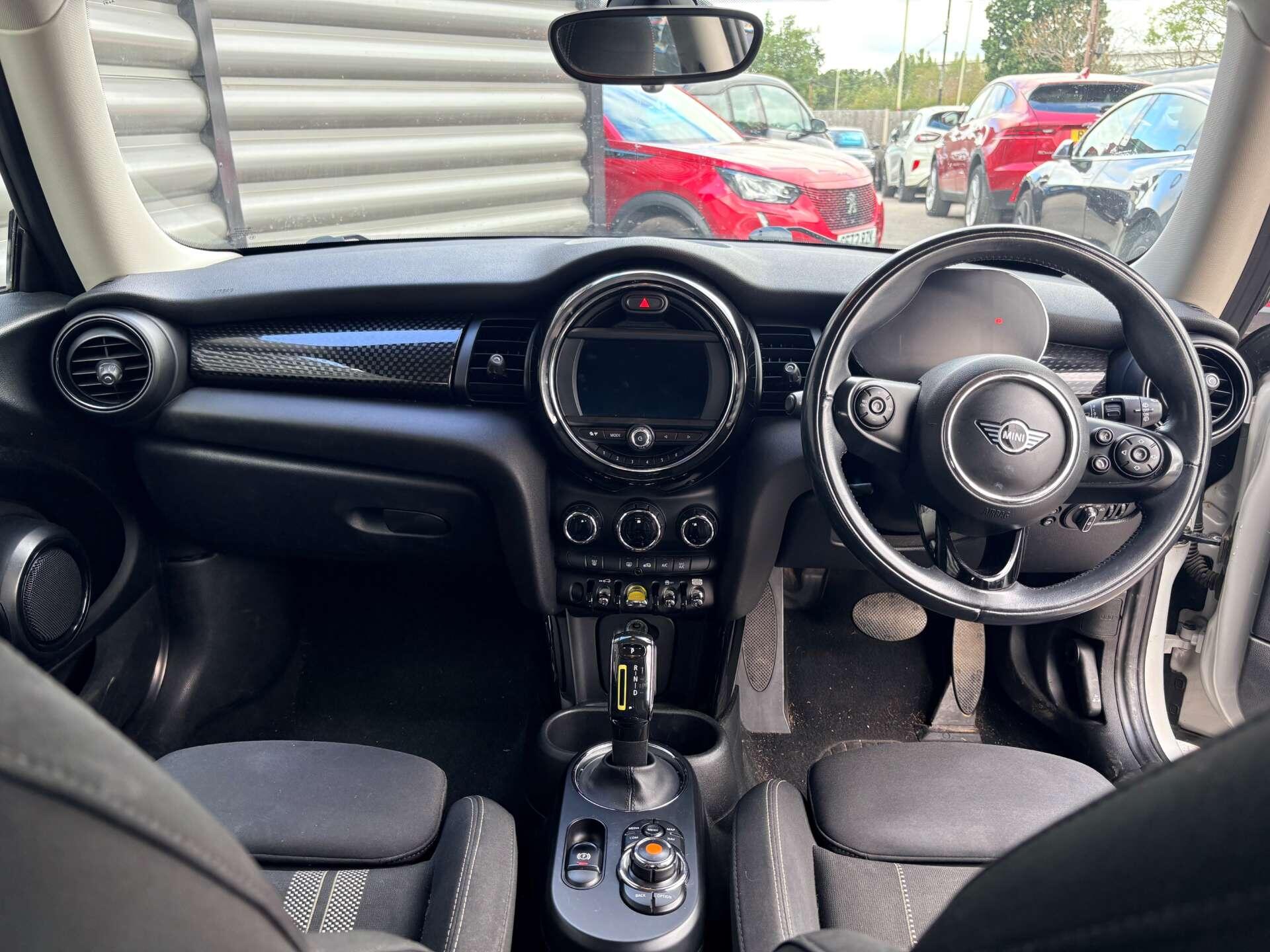 Mini Electric Hatch view 21