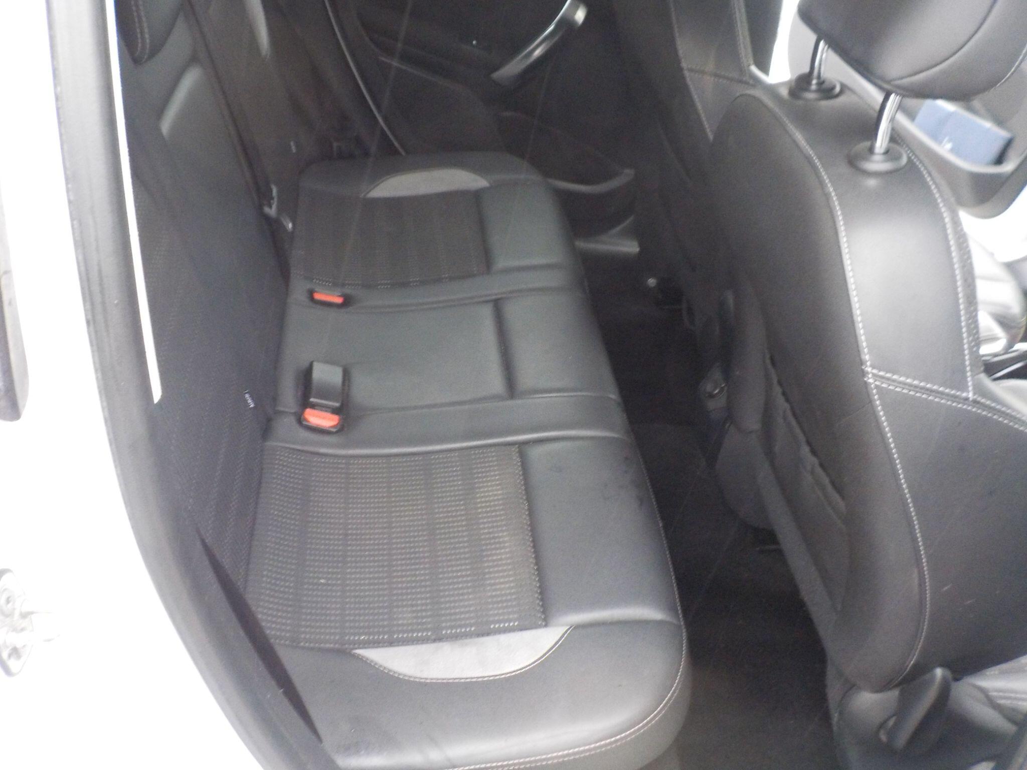Peugeot 2008 1.6 BlueHDi Allure Euro 6 (s/s) 5dr
