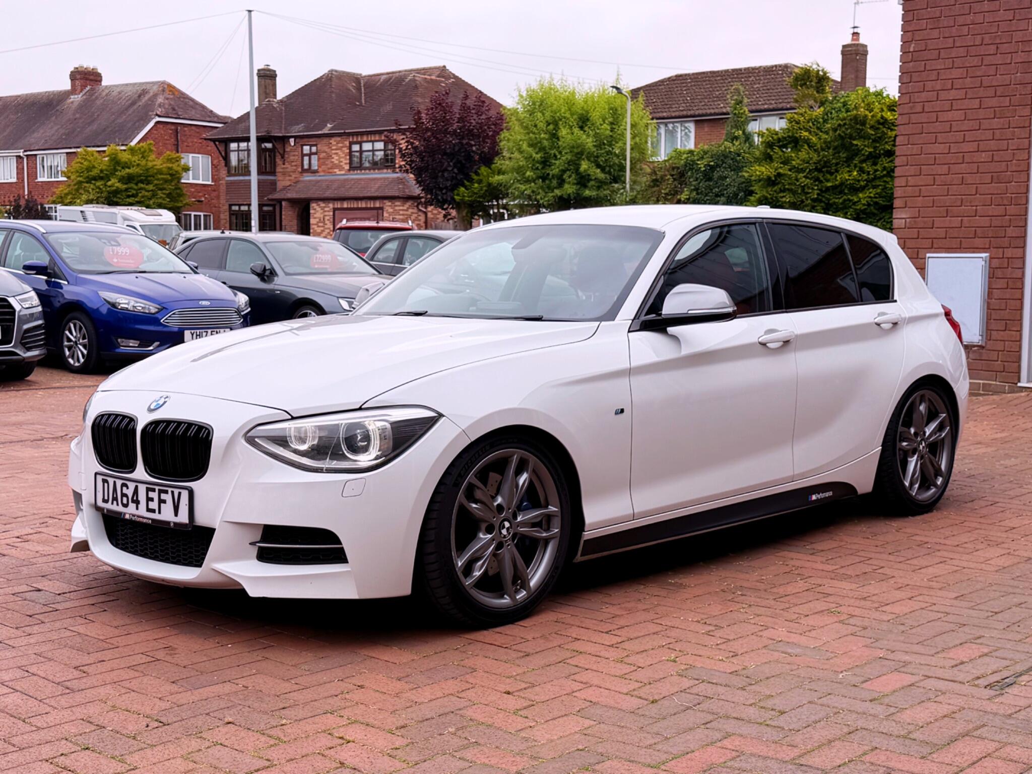 BMW 1 Series view 32