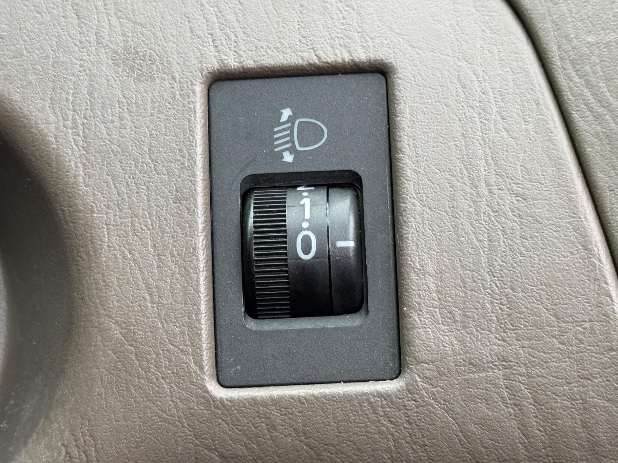 Lexus RX - Image 67