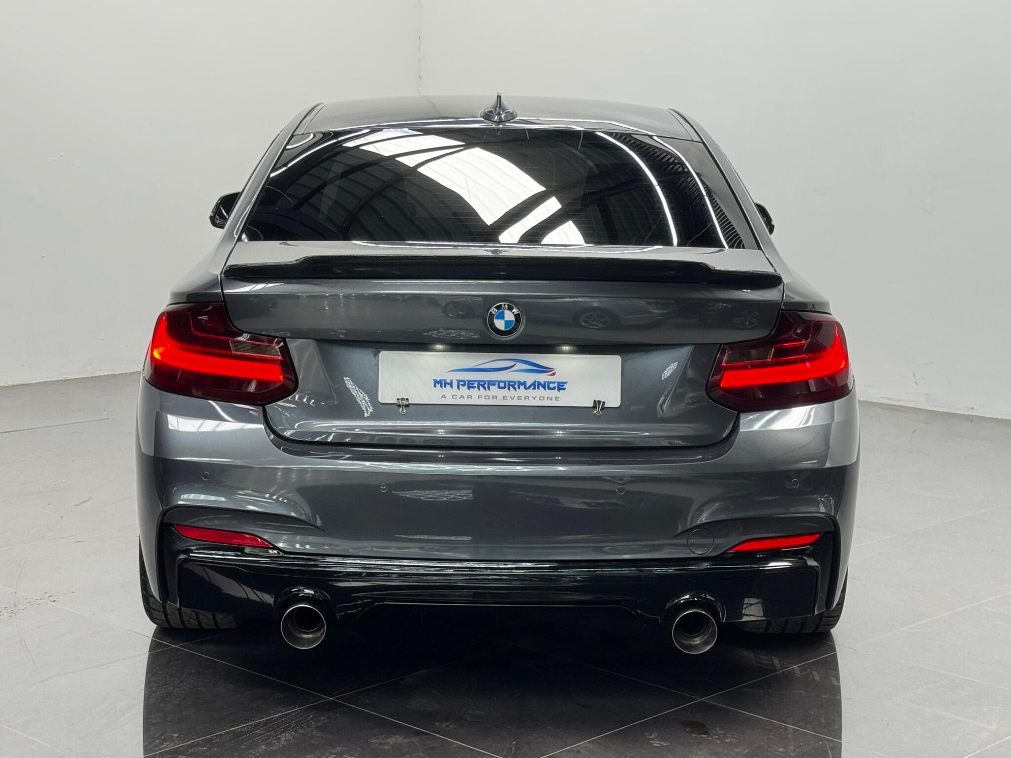 BMW 2 Series view 4