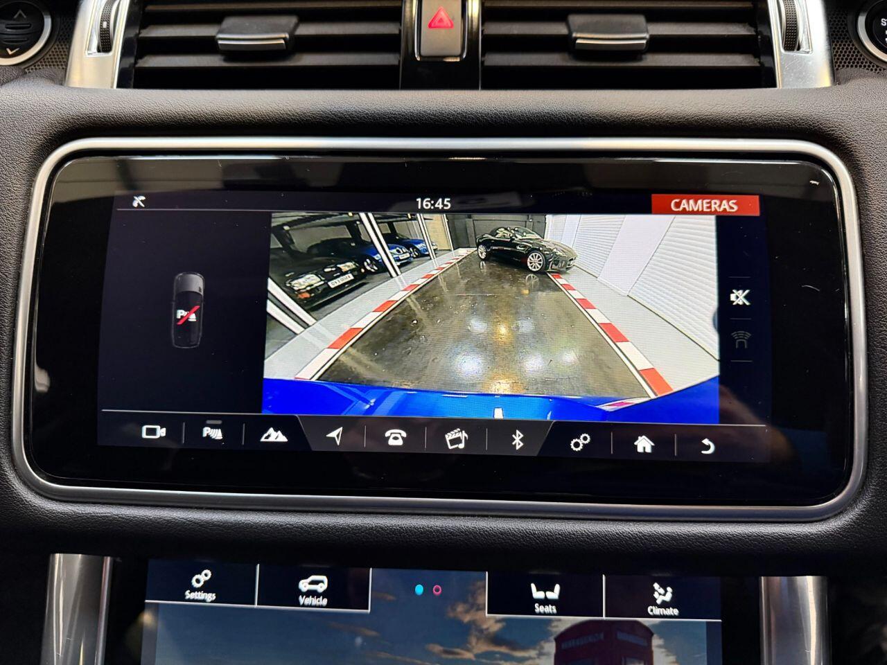 Land Rover Range Rover Sport view 41