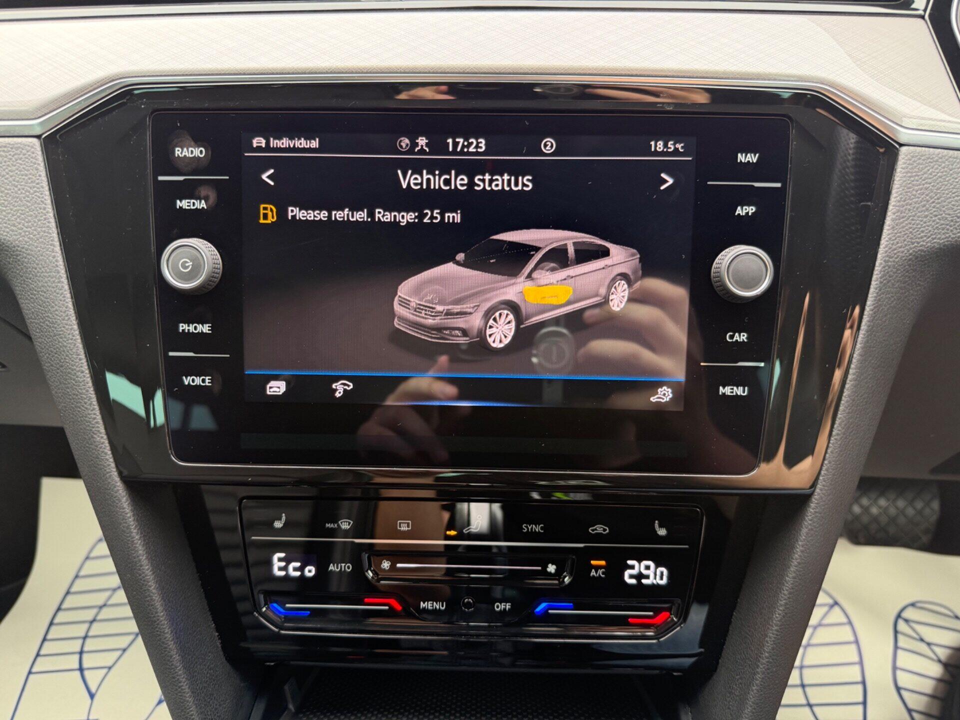 Volkswagen Passat view 50