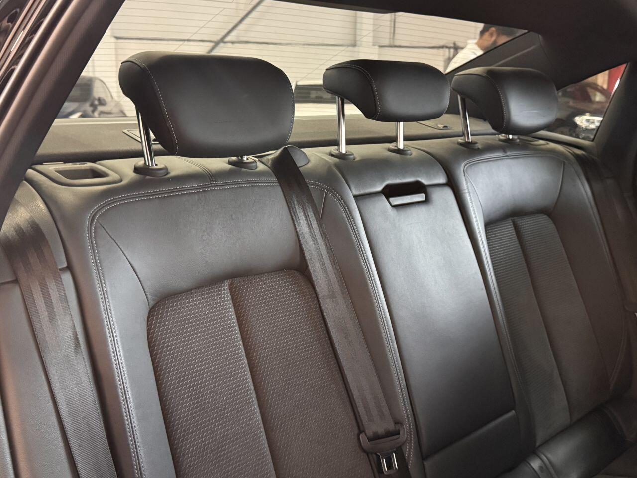 Audi A6 view 34
