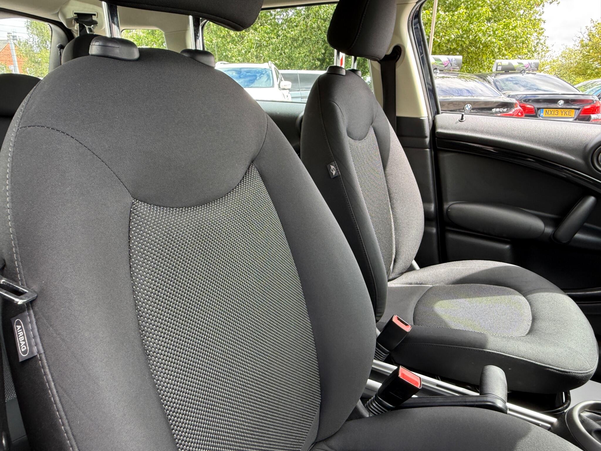 MINI Countryman - Image 37
