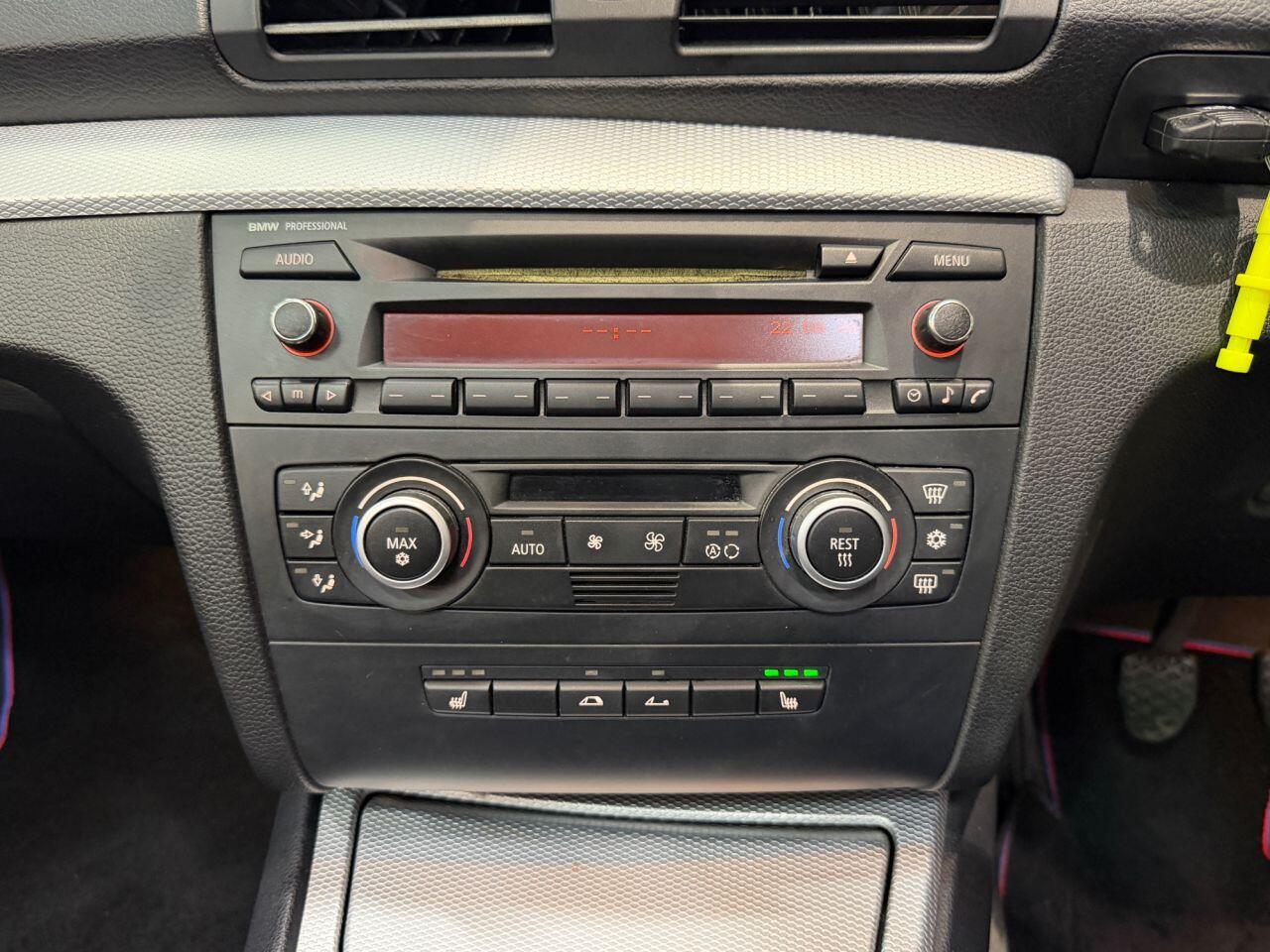 BMW 1 Series view 16