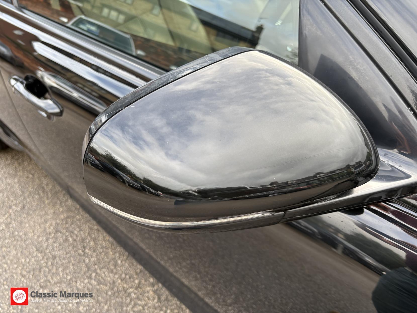 Jaguar XJ view 19