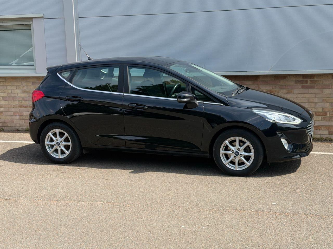 Ford Fiesta view 31
