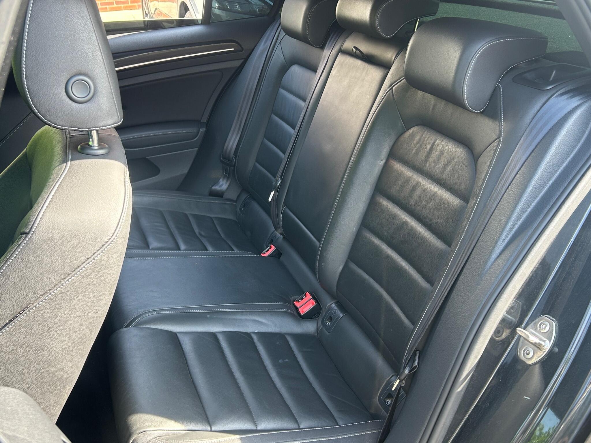 Volkswagen Golf view 20