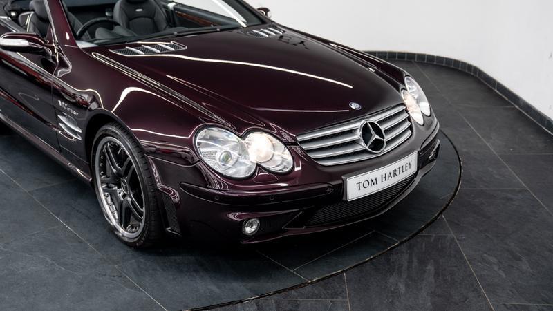 Mercedes-Benz SL view 10