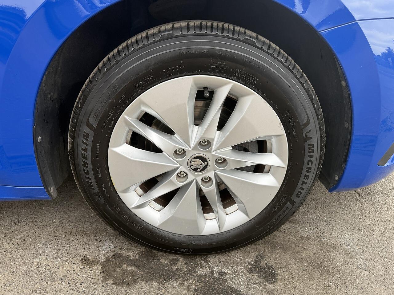 Skoda Octavia view 28