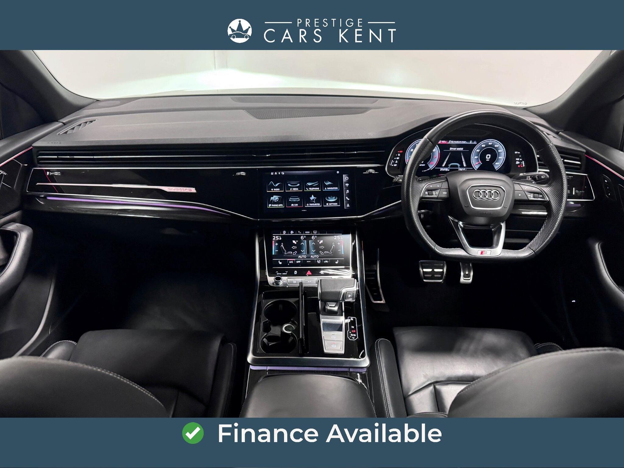 Audi Q8 view 2