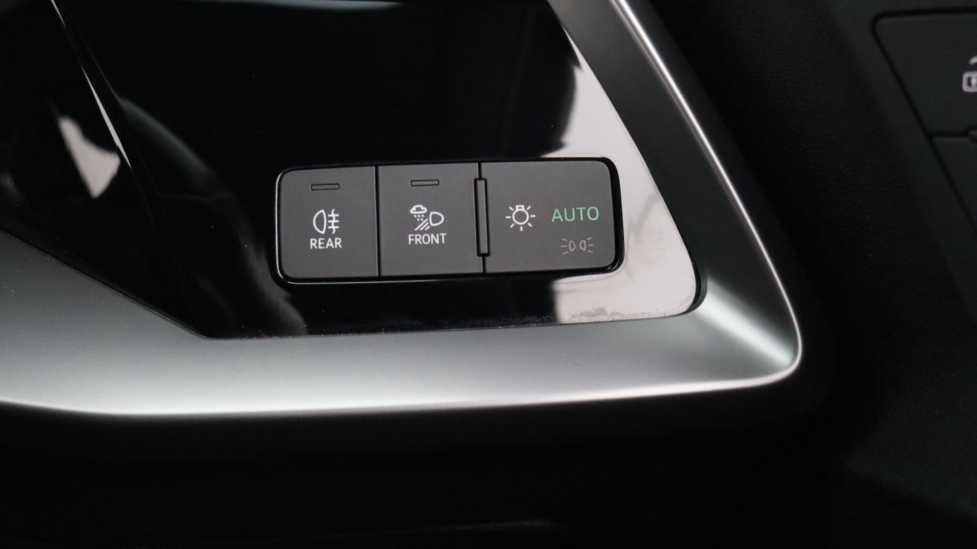 Audi A3 view 34