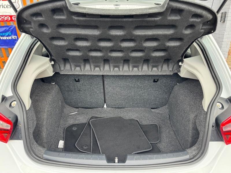 Seat Ibiza view 39