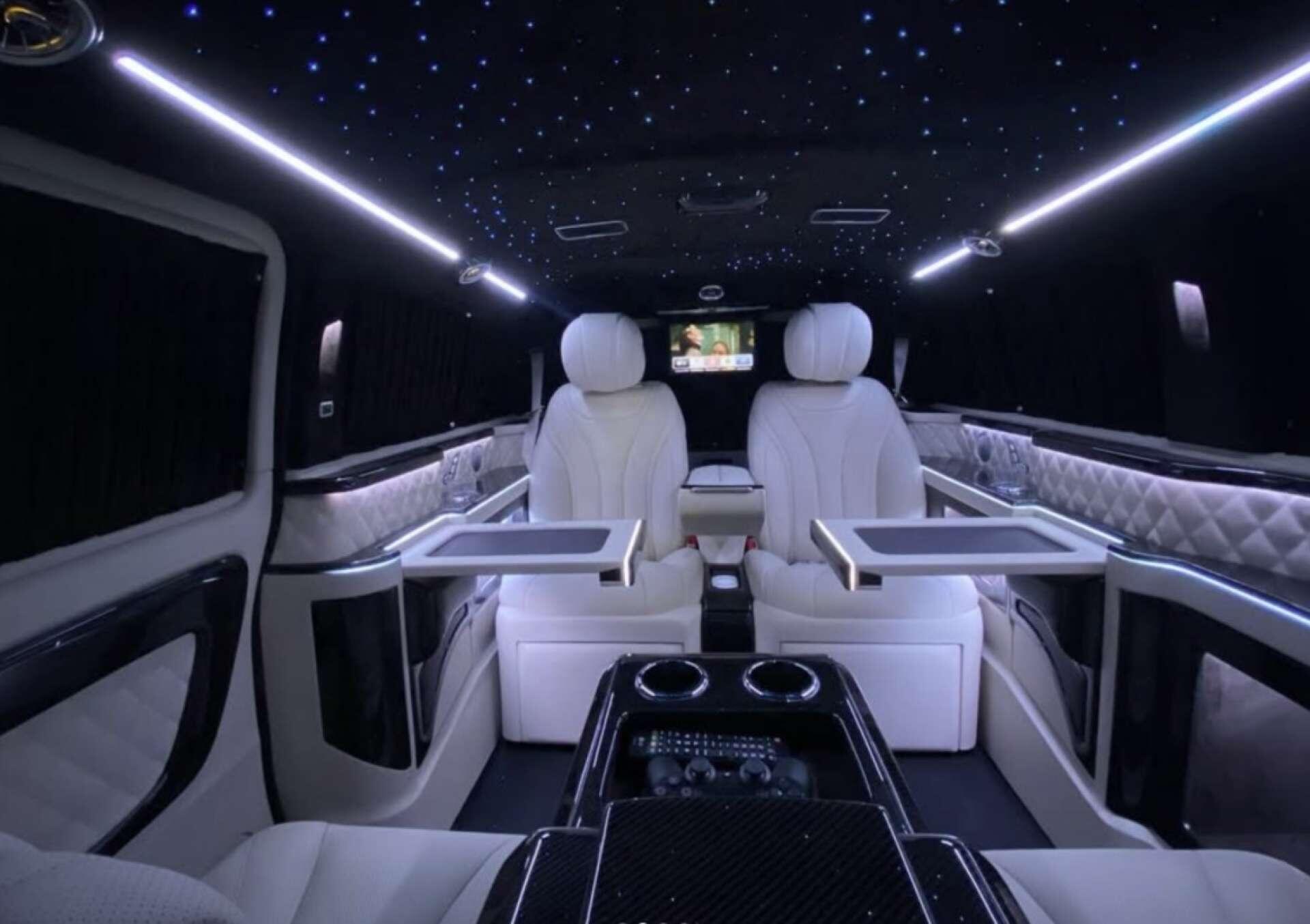 Mercedes-Benz V Class view 2