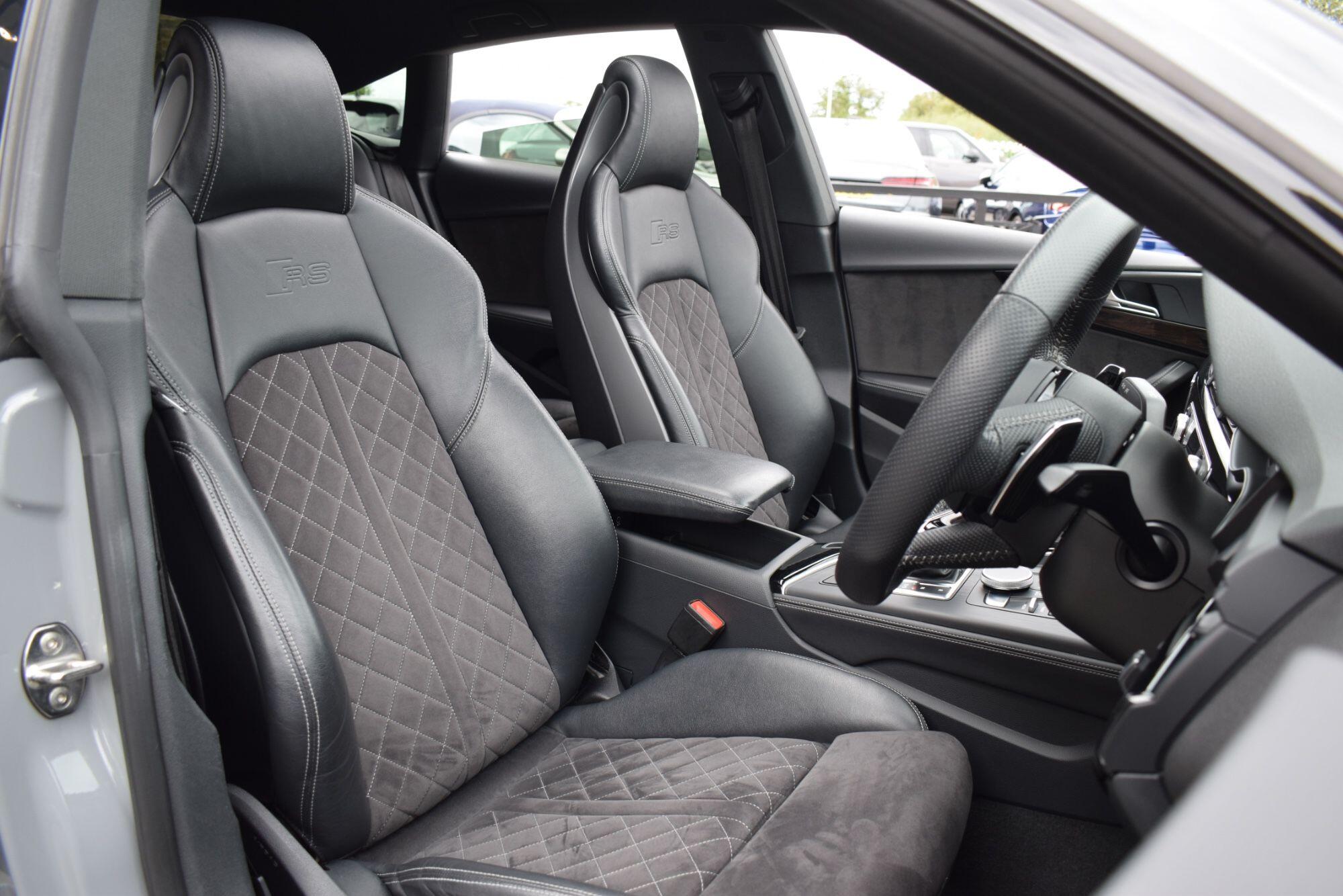 Audi RS5 view 20