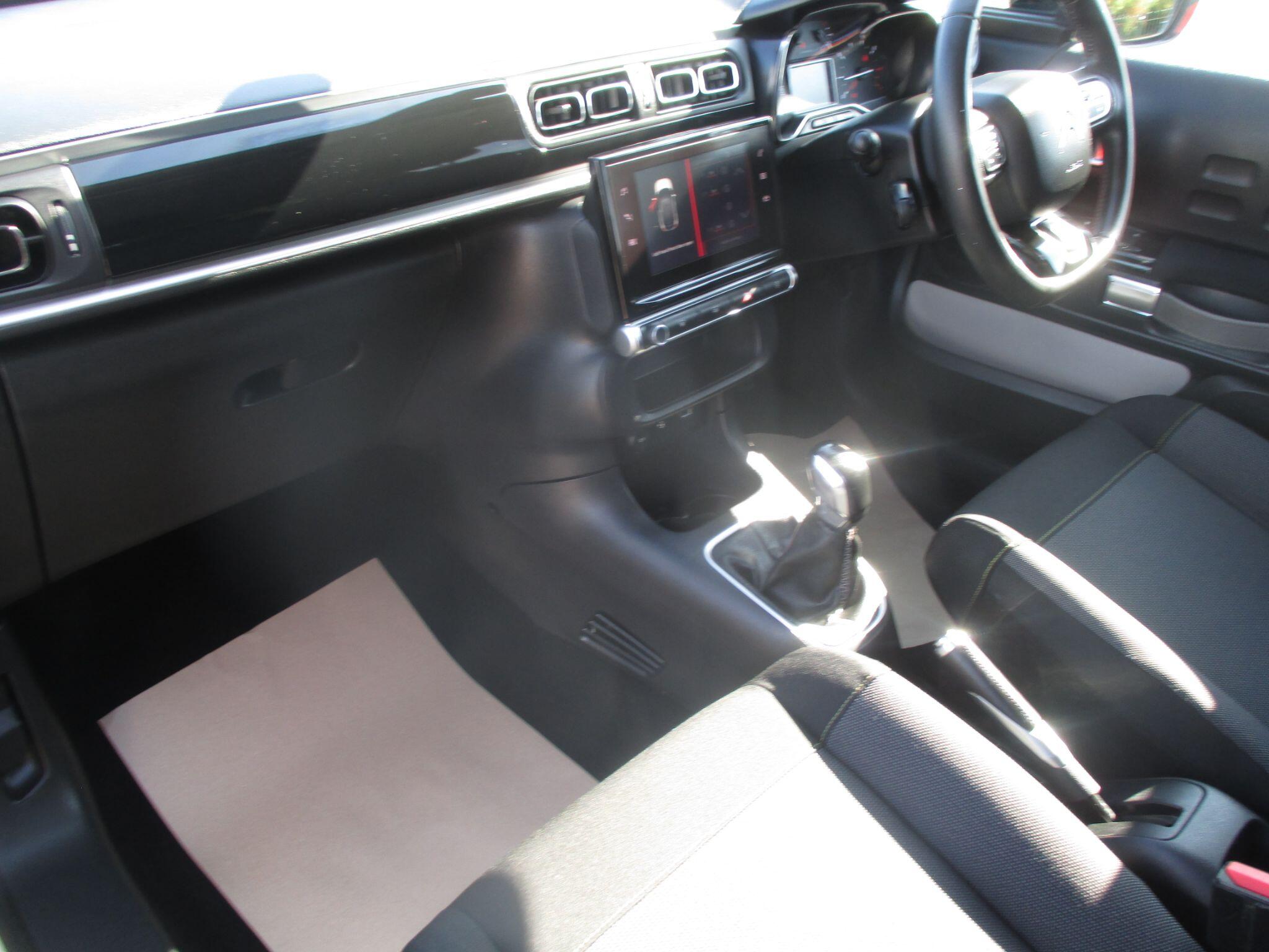Citroen C3 view 32
