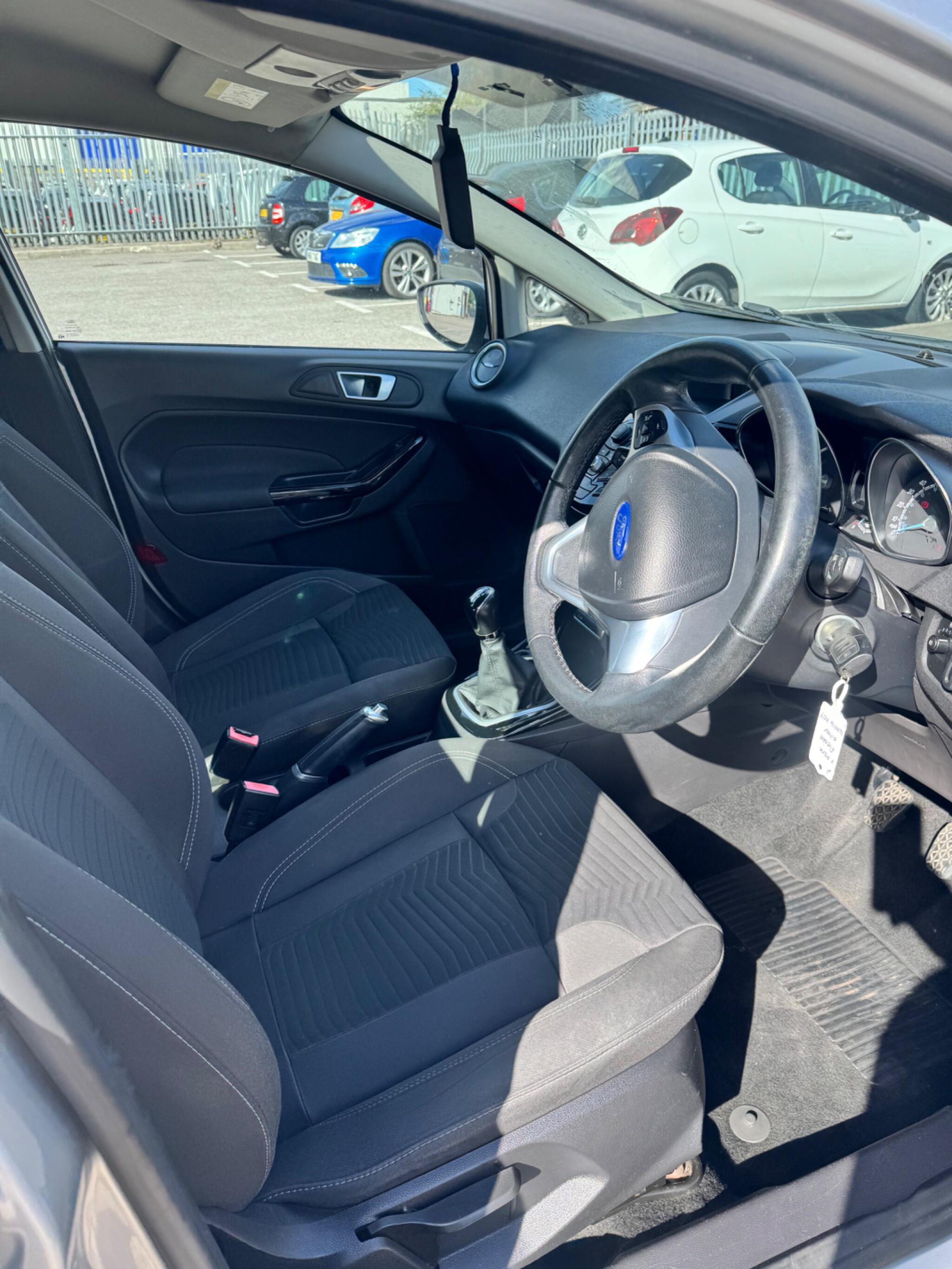 Ford Fiesta view 27