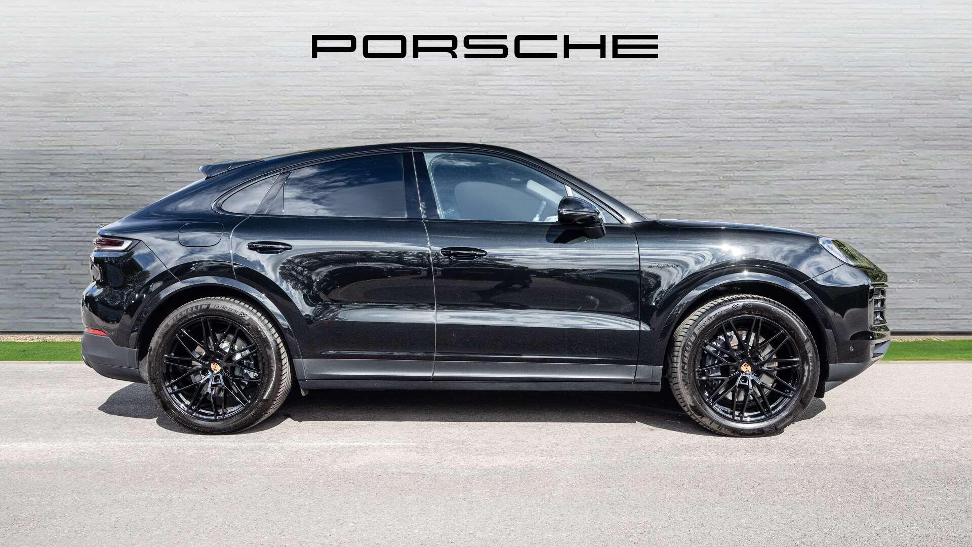 Porsche Cayenne view 7
