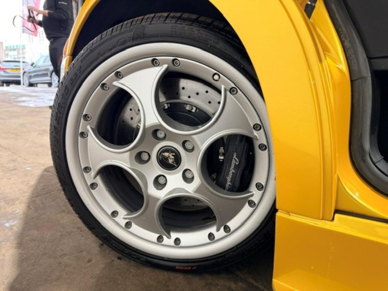Lamborghini Murcielago view 31