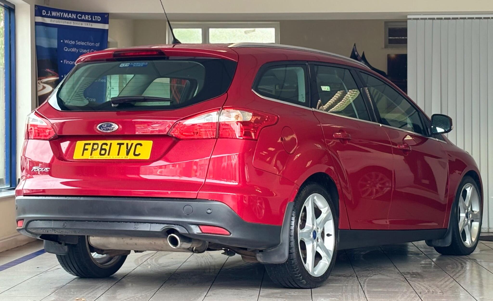 Ford Focus view 8