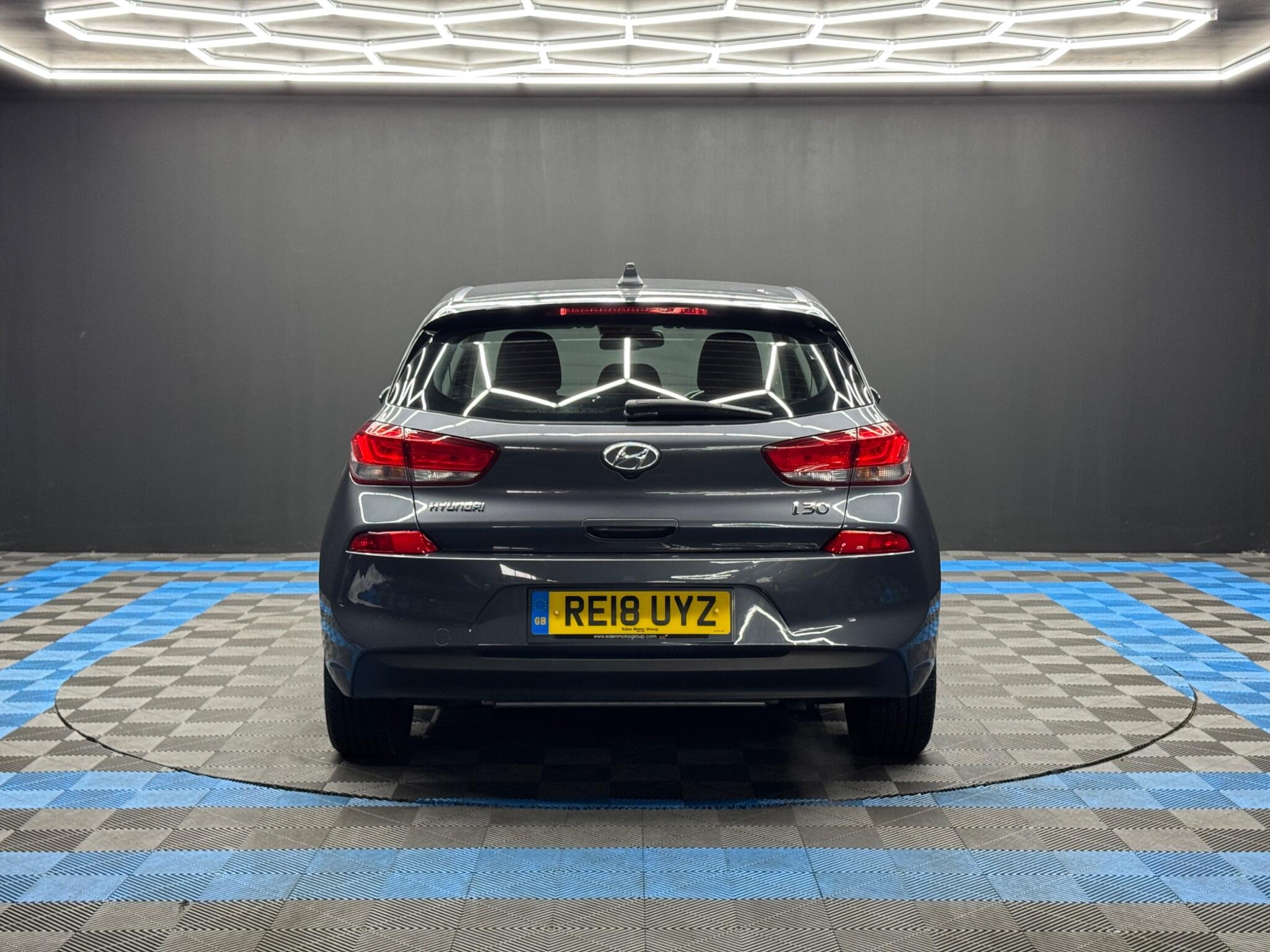 Hyundai i30 view 6