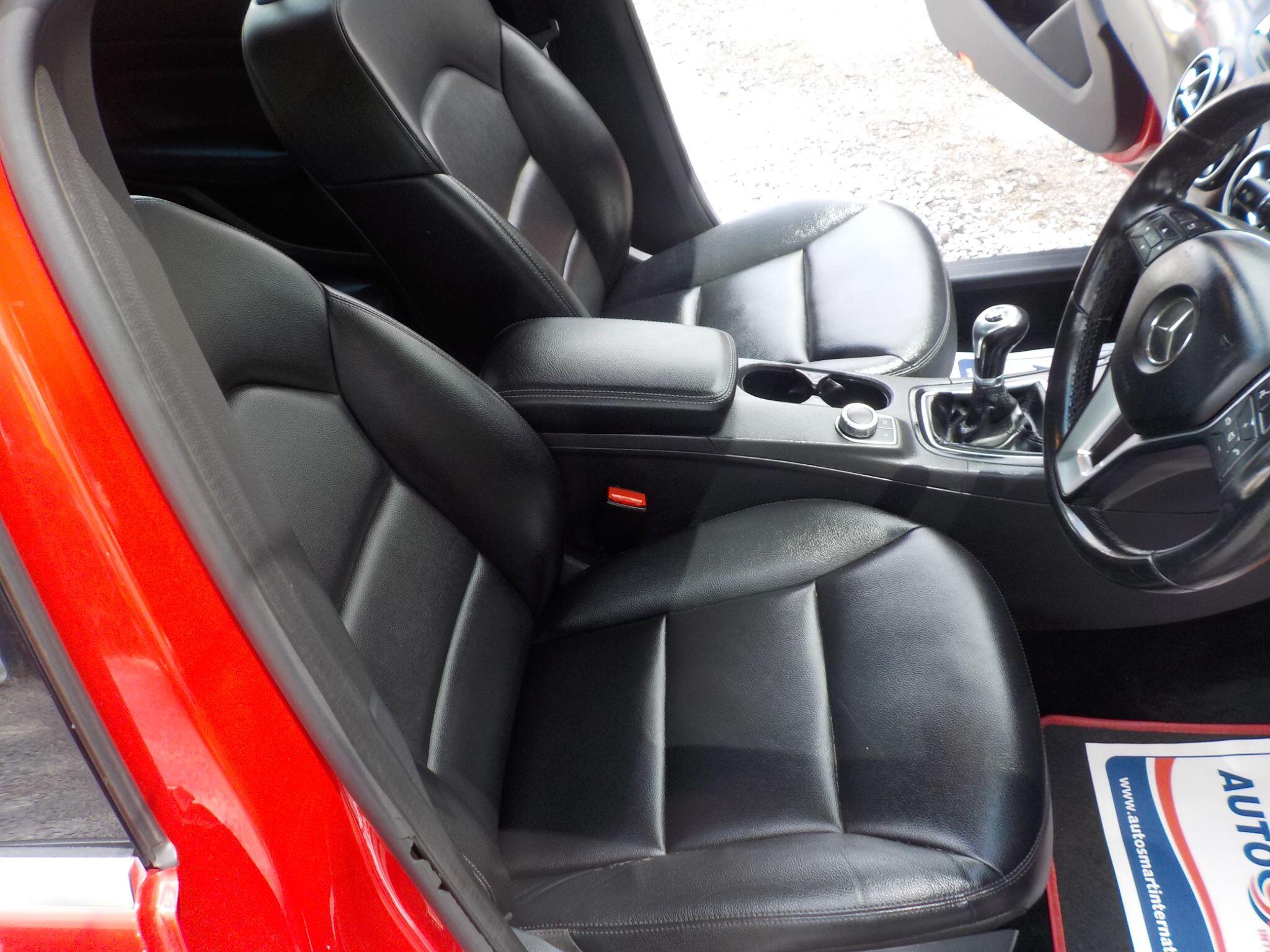 Mercedes-Benz B Class 1.8 B200 CDI SE Euro 5 (s/s) 5dr