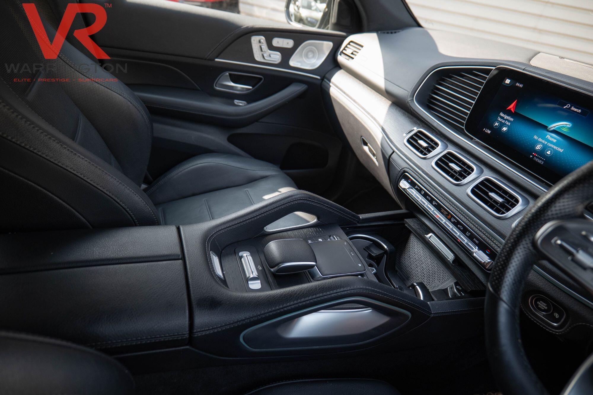 Mercedes-Benz Gle view 24