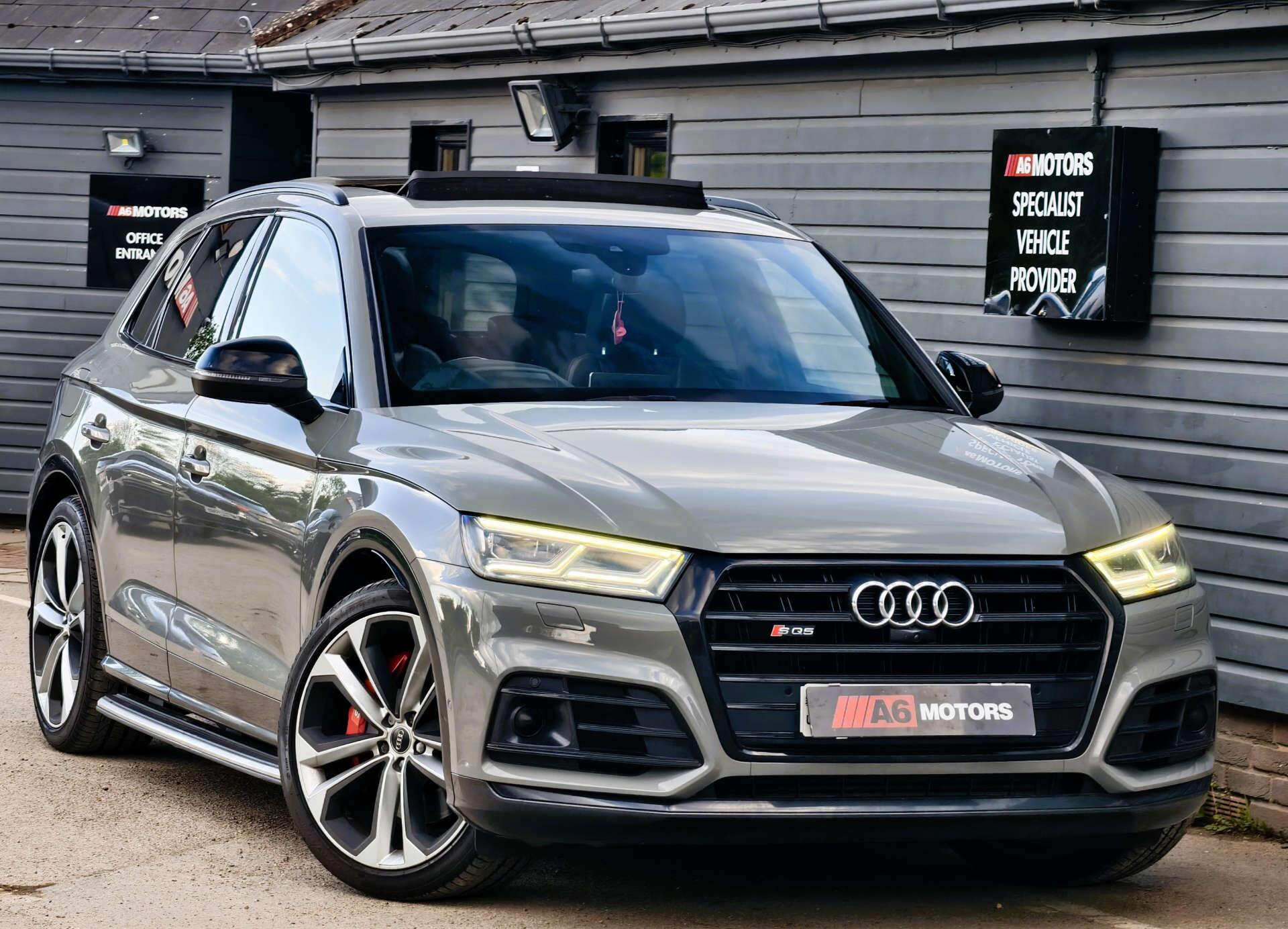 Audi SQ5 view 9