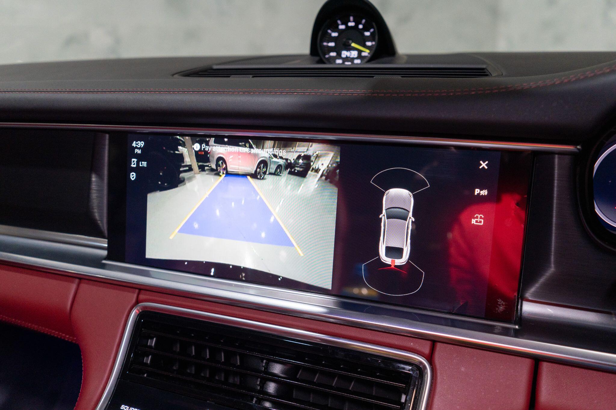 Porsche Panamera view 20