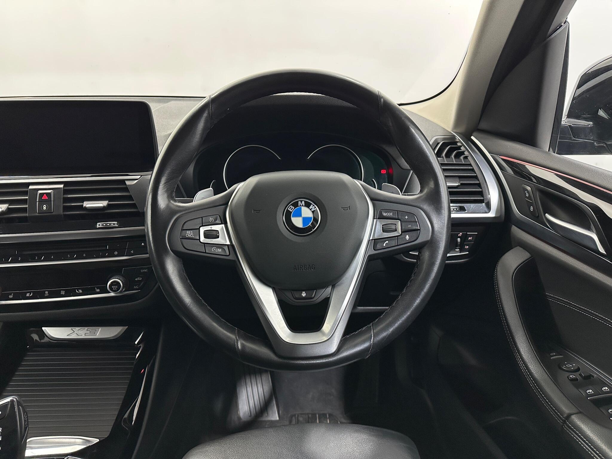 BMW X3 view 13