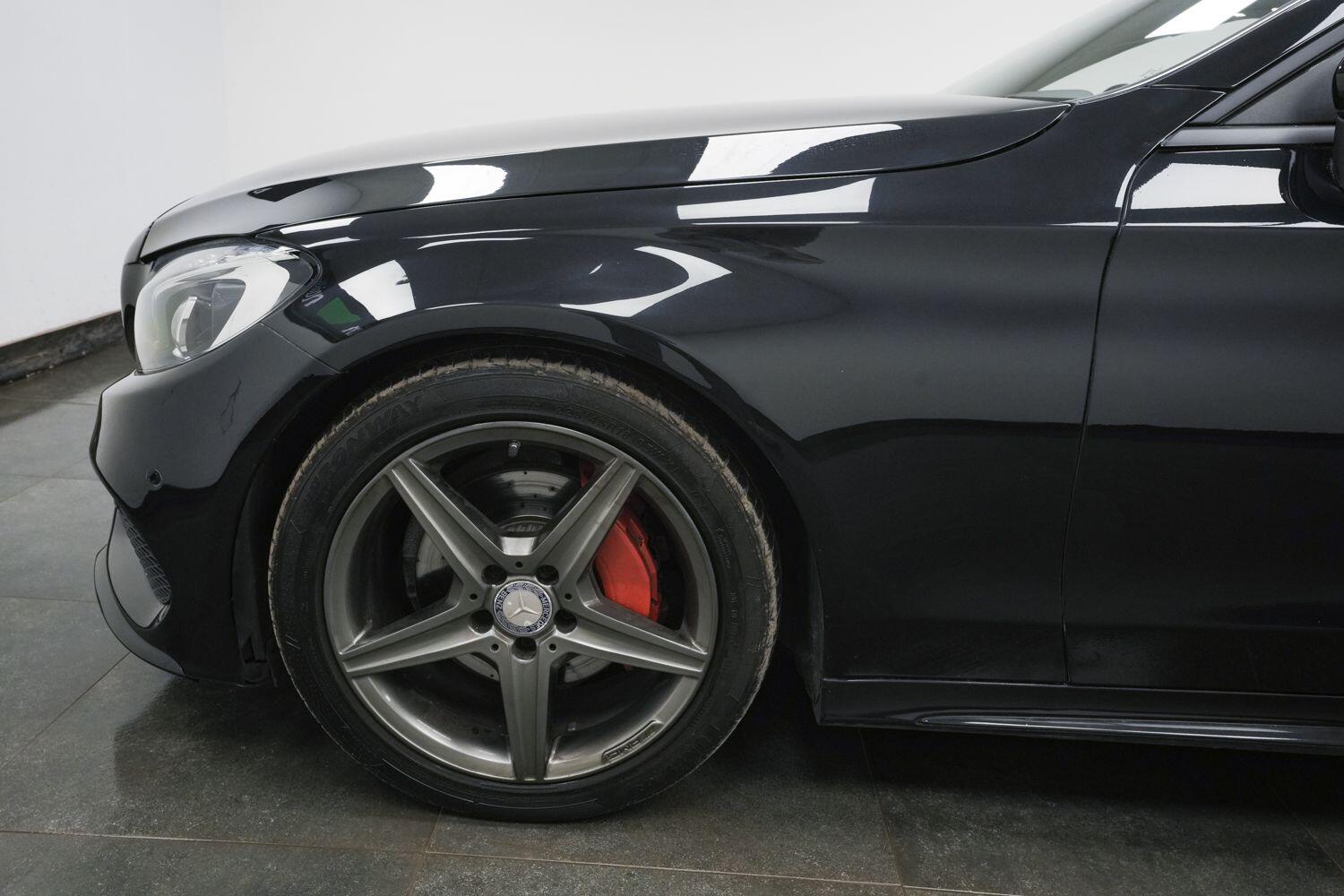 Mercedes-Benz C-Class view 5