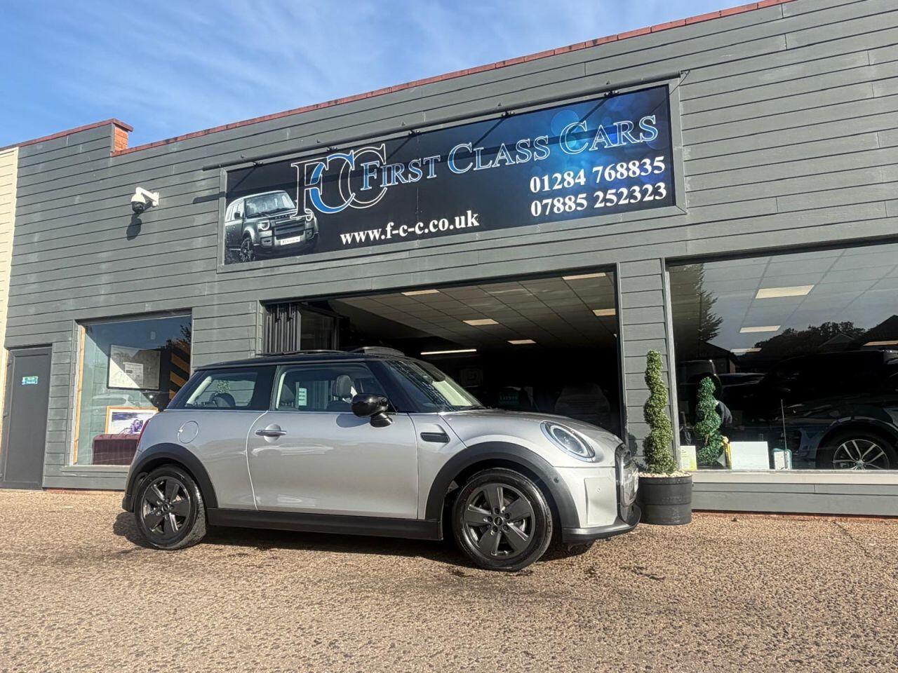 Mini Hatch view 19