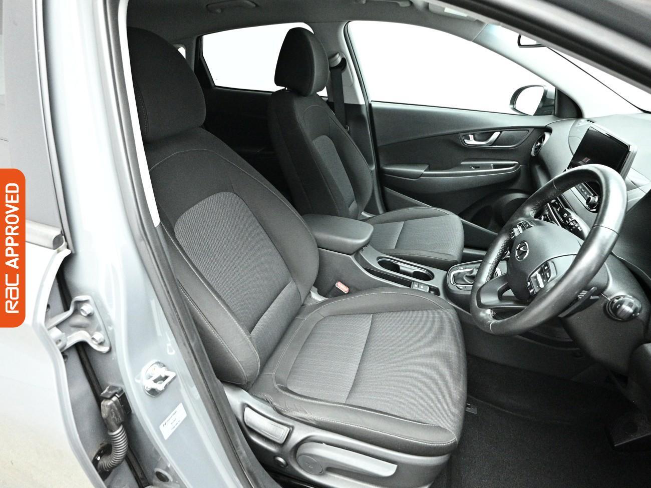 Hyundai Kona view 12
