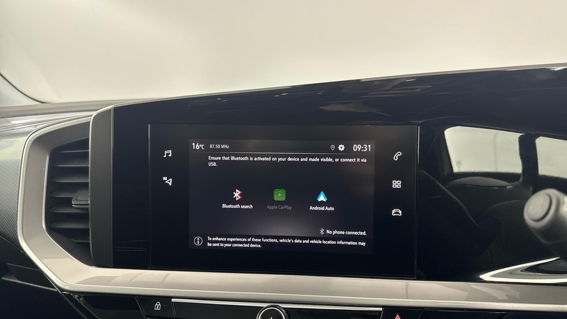 Vauxhall Mokka view 26