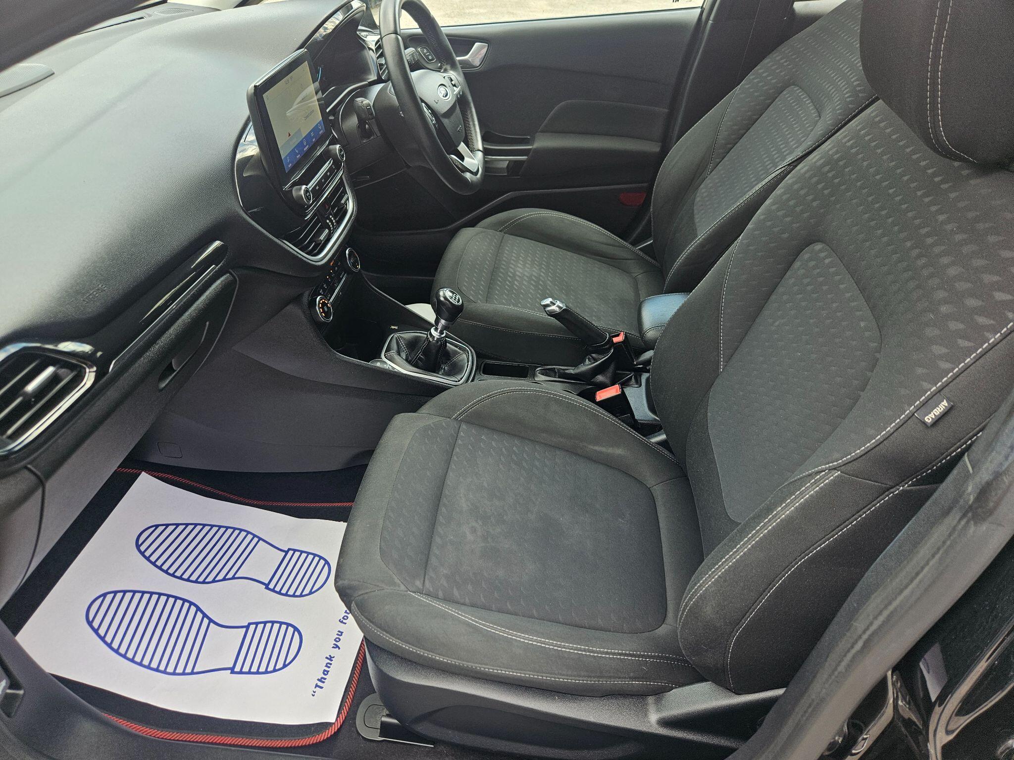 2019 Ford Fiesta image 18