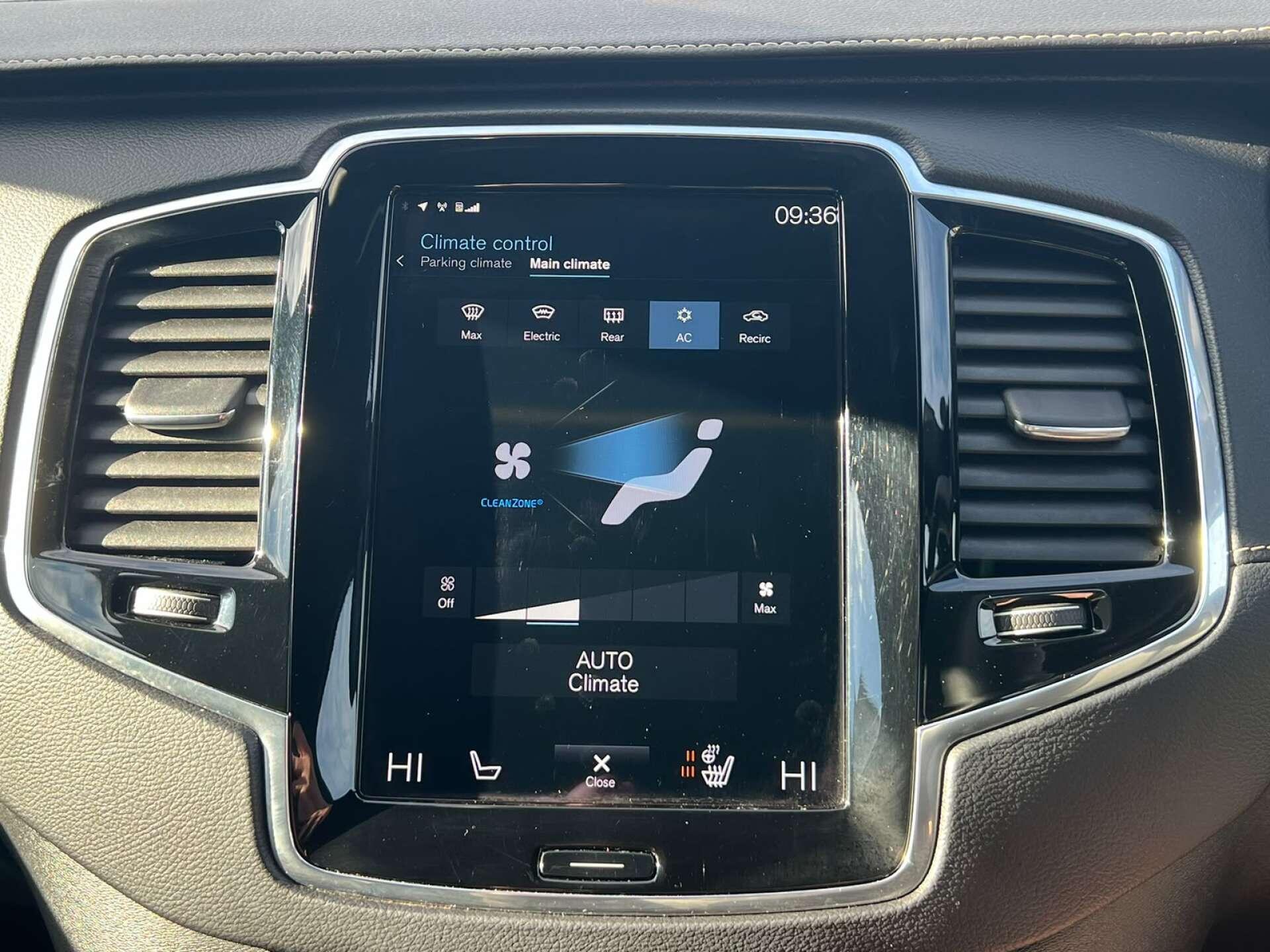 Volvo XC90 view 35
