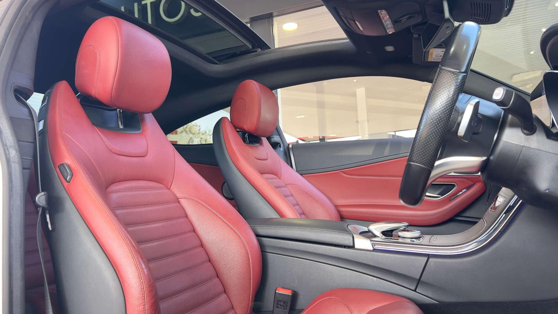Mercedes-Benz C-Class view 20