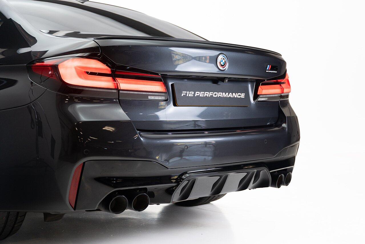 BMW M5 view 23