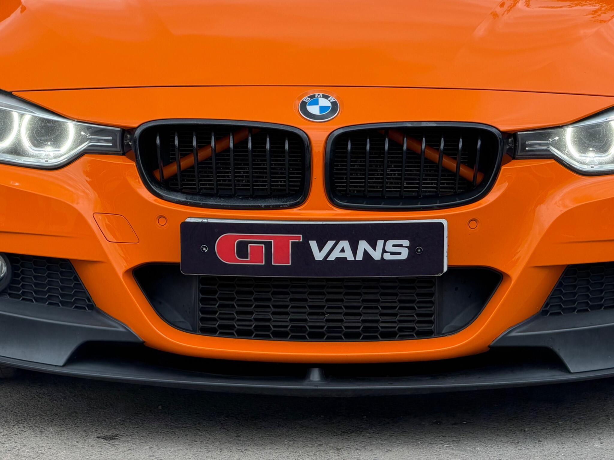 BMW 3 Series view 12