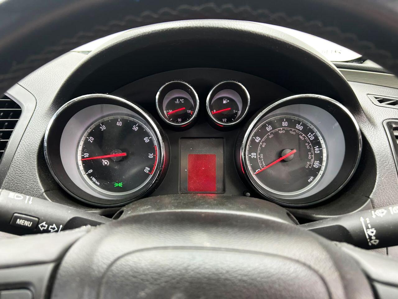Vauxhall Insignia view 16