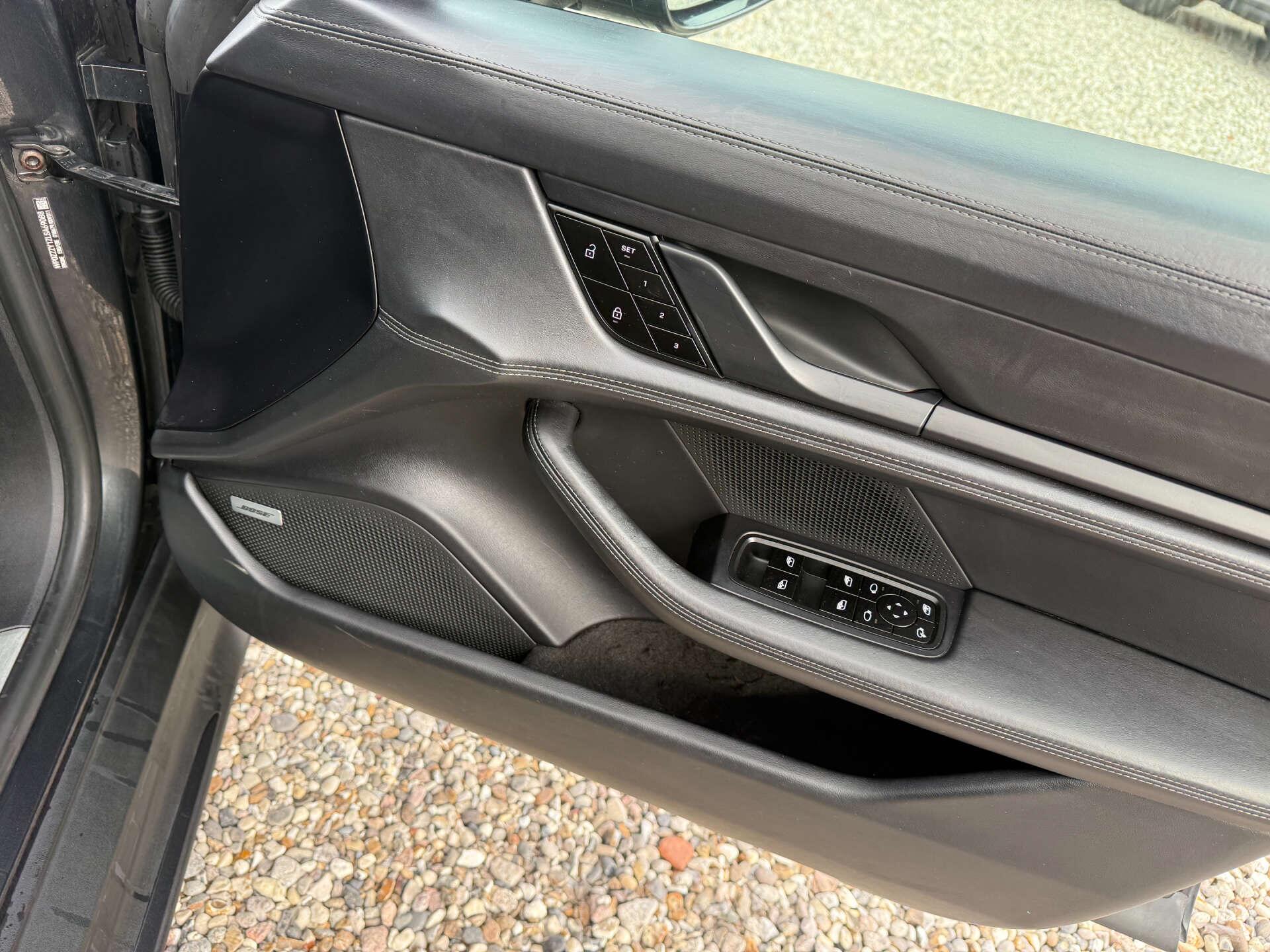 Porsche Taycan view 19