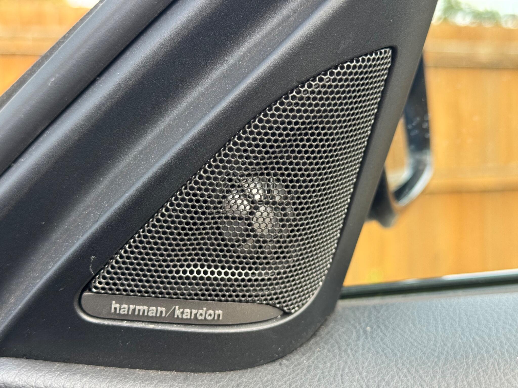 BMW 3 Series view 58