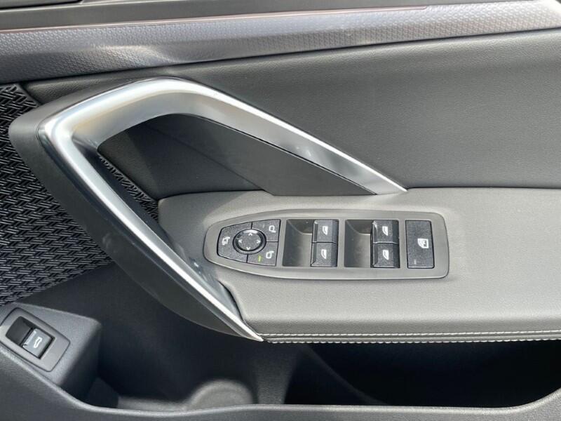 BMW iX2 view 20