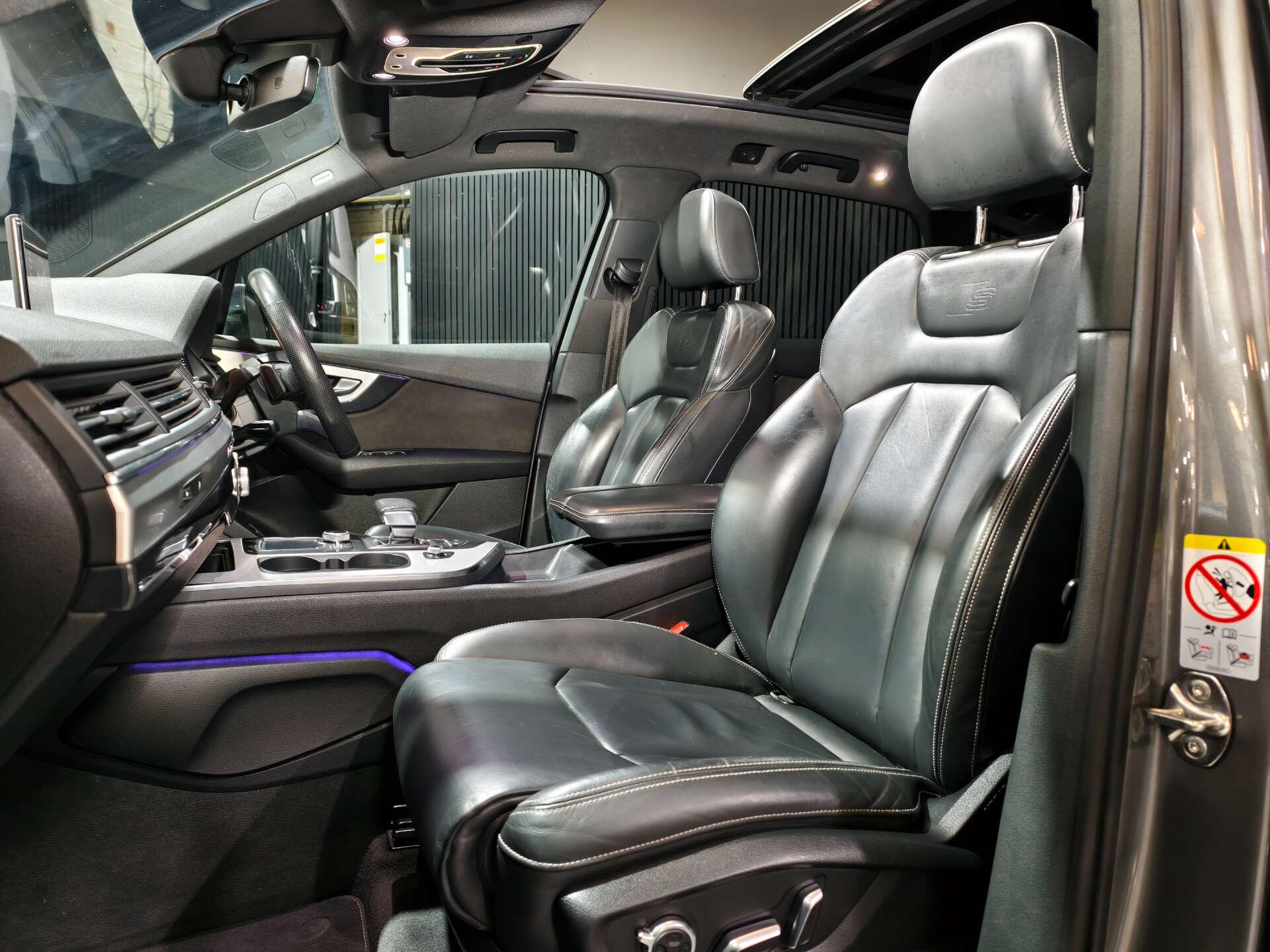 Audi Q7 view 19