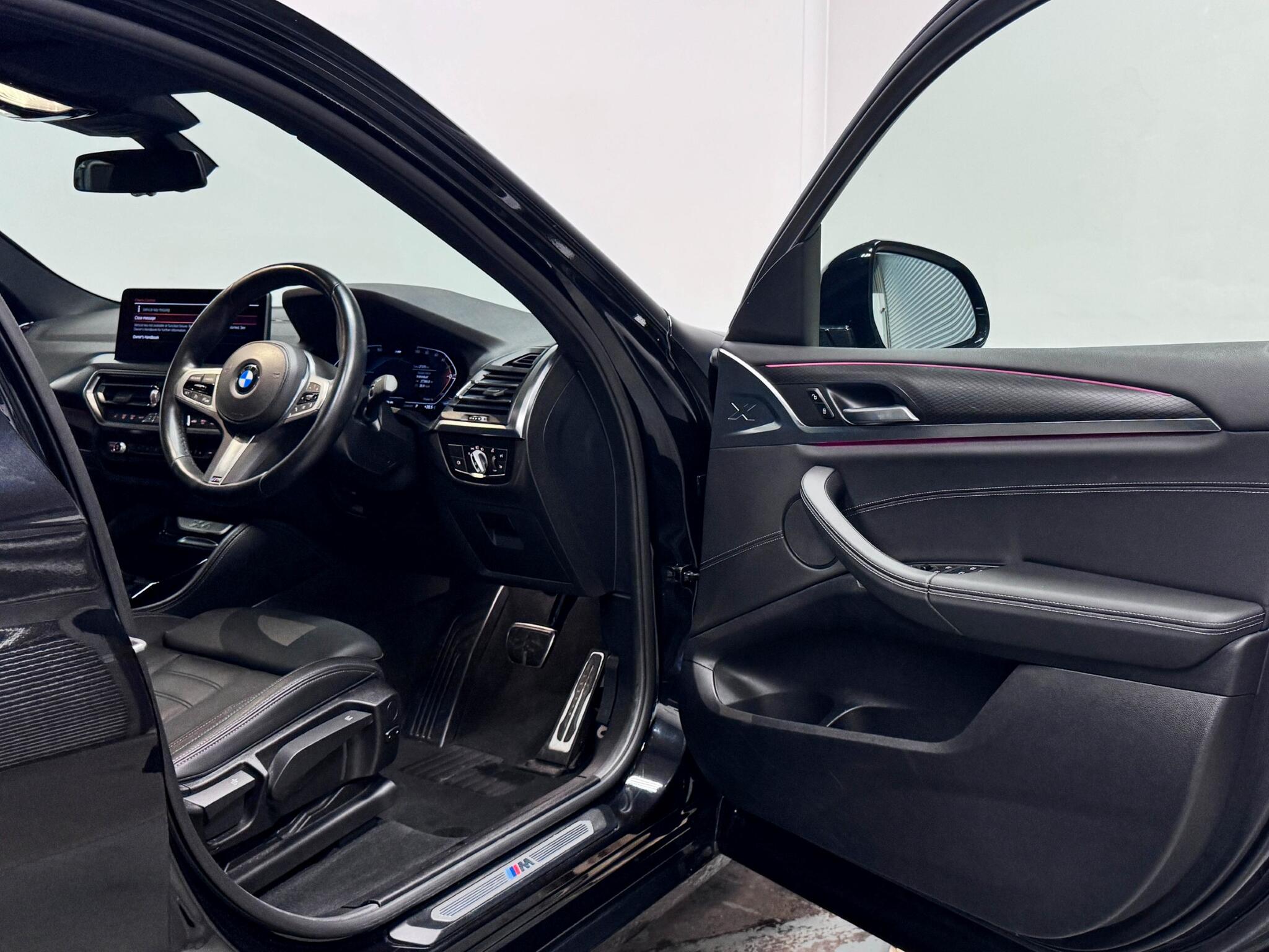 BMW X4 view 14